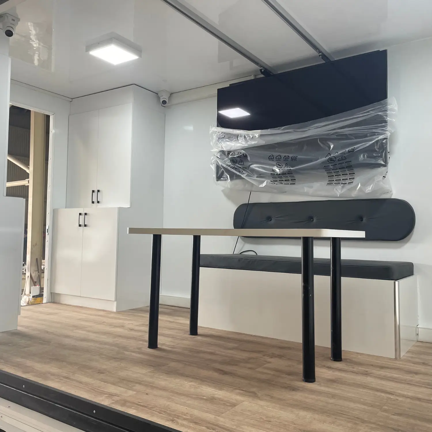 Mobil Showroom / Mobil Tanıtım Aracı
